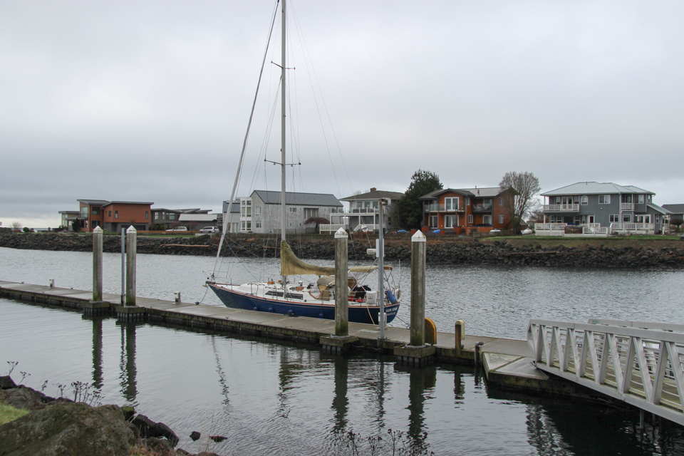 Our position on the customs dock for the night and next morning